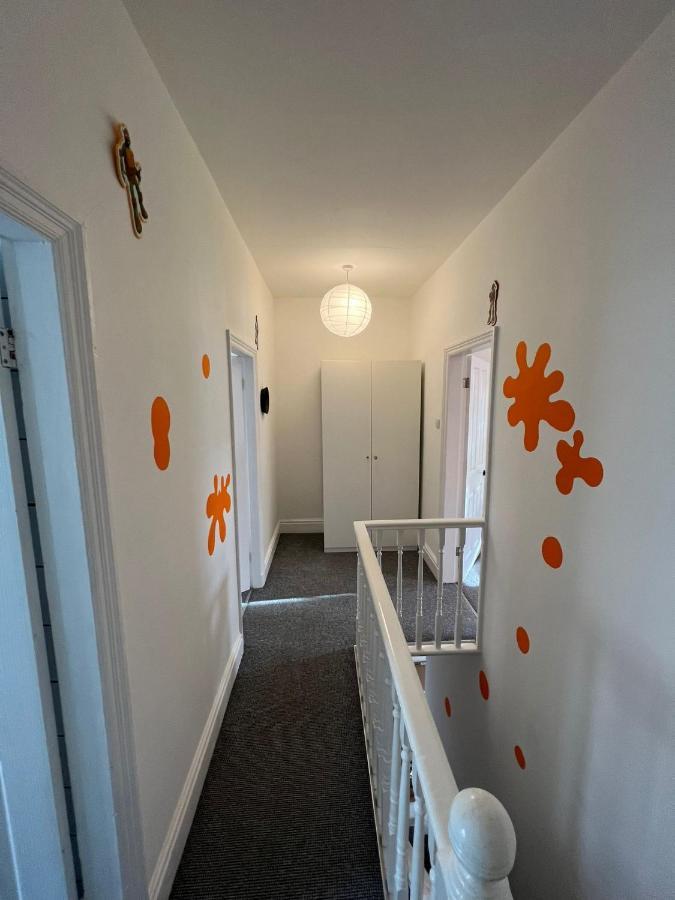 ブラックプール Nickelodeon House Great For Kidsヴィラ エクステリア 写真