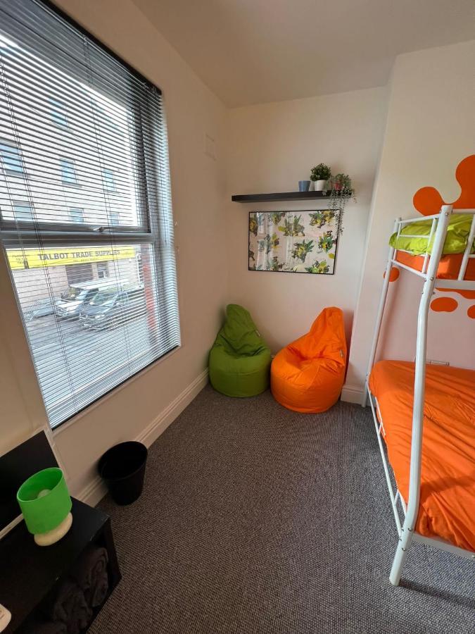 ブラックプール Nickelodeon House Great For Kidsヴィラ エクステリア 写真